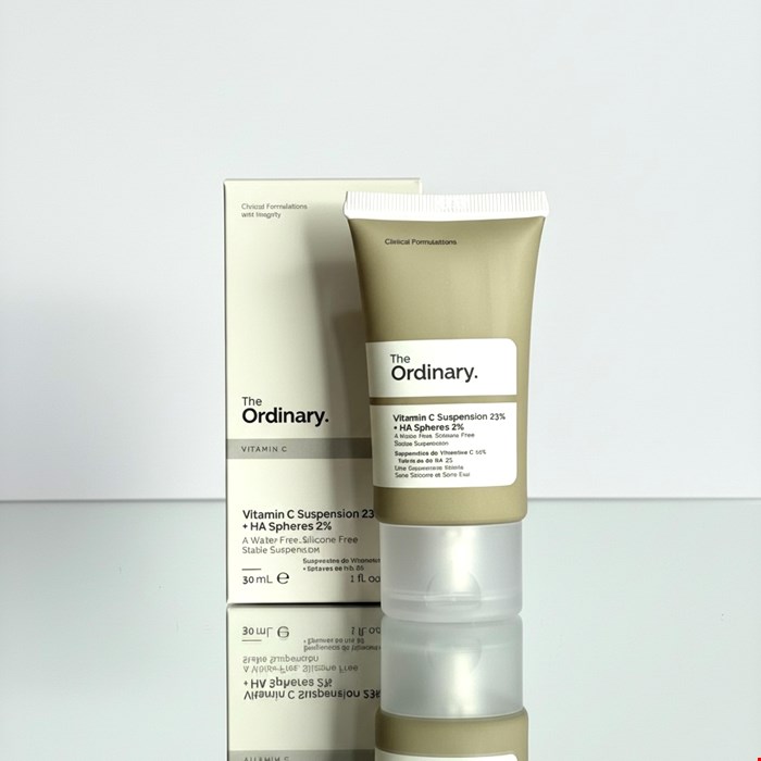 سرم ویتامین C سوسپانسیون ۲۳٪ + HA اسفرز ۲٪ اوردینری (The Ordinary Vitamin C Suspension 23% + HA Spheres 2%)